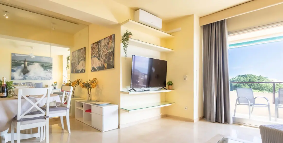 Venta de apartamento en planta media en Marbesa 4