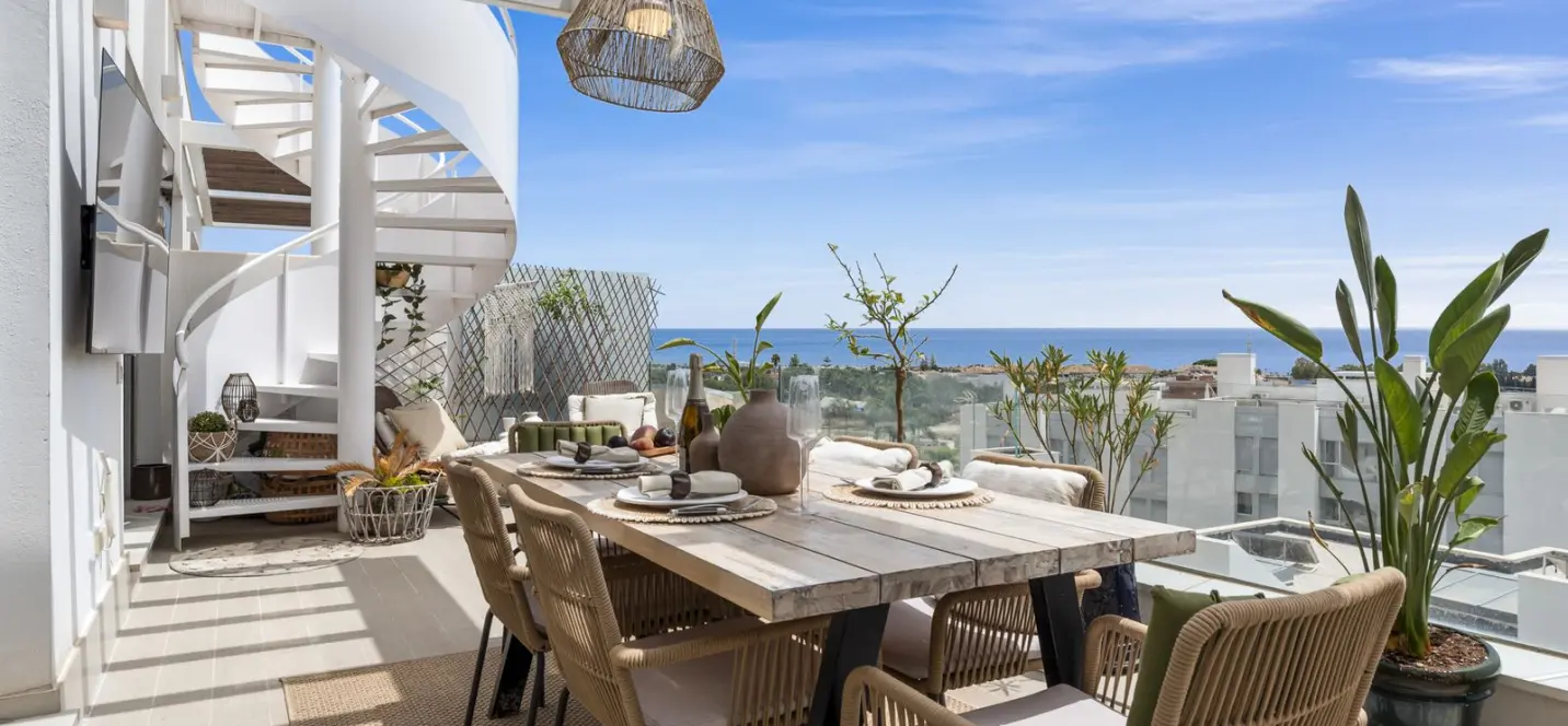 Sale of penthouse in Cancelada 0