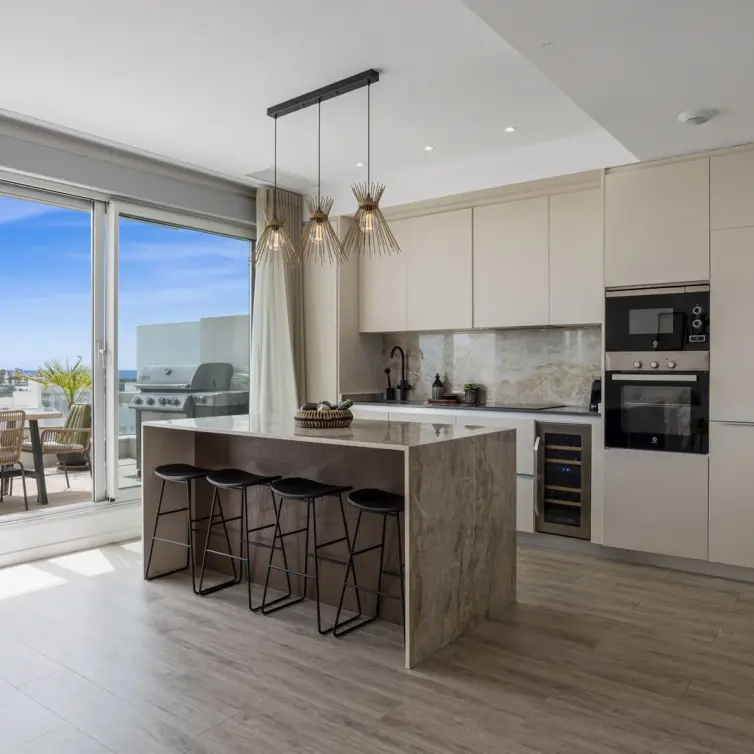 Sale of penthouse in Cancelada