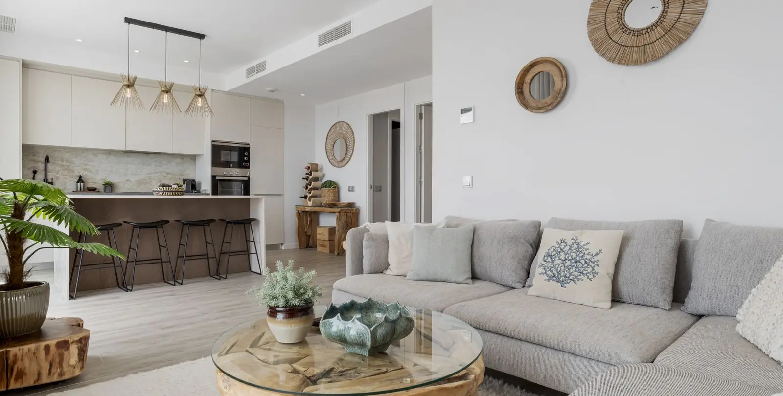 Sale of penthouse in Cancelada 8