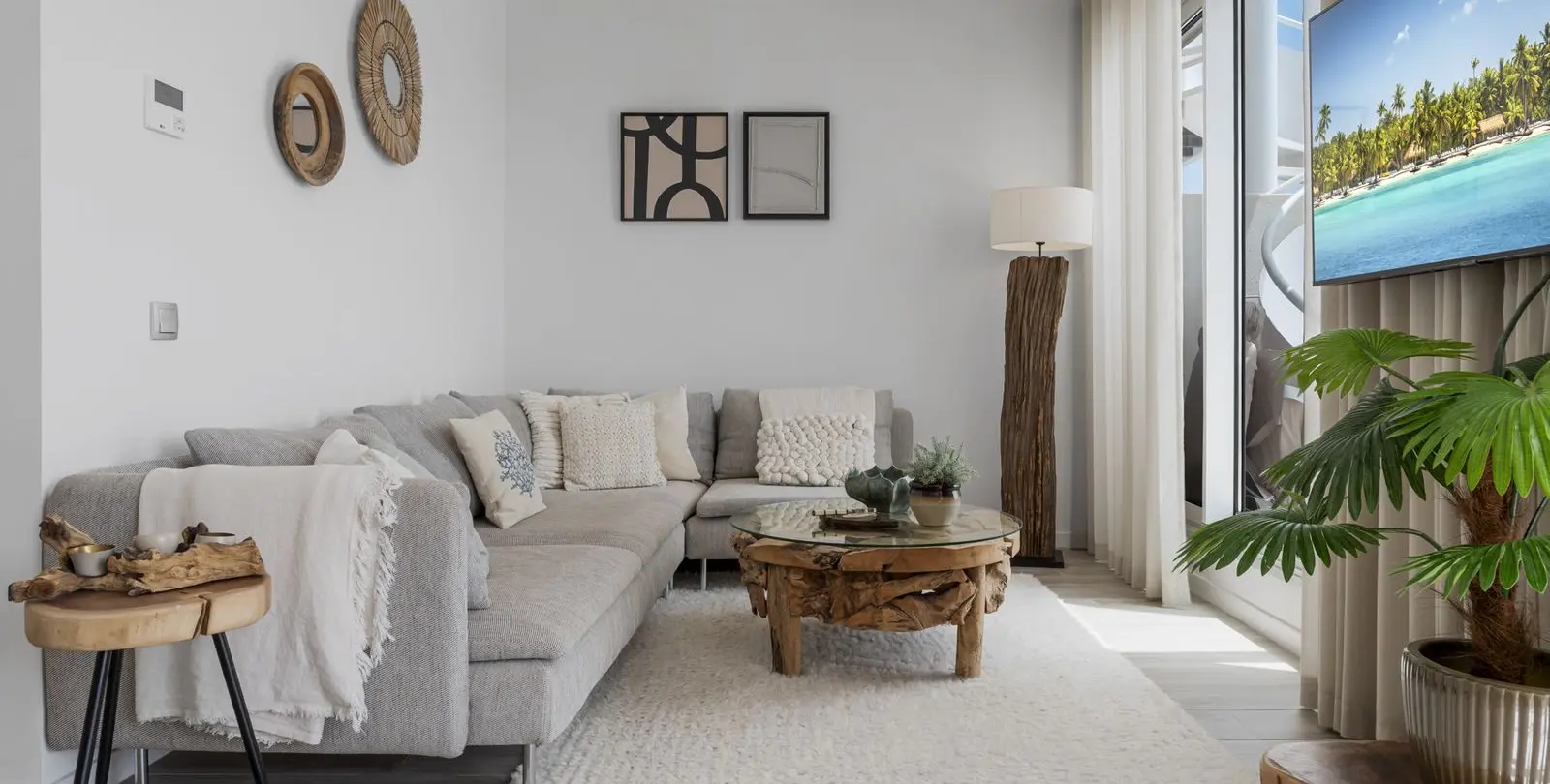 Sale of penthouse in Cancelada 10