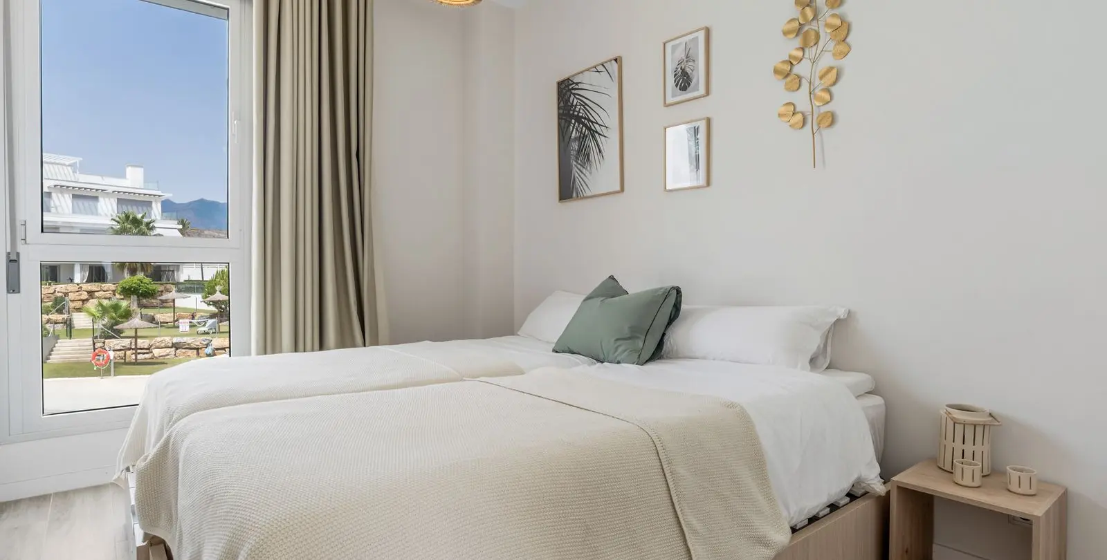 Sale of penthouse in Cancelada 12
