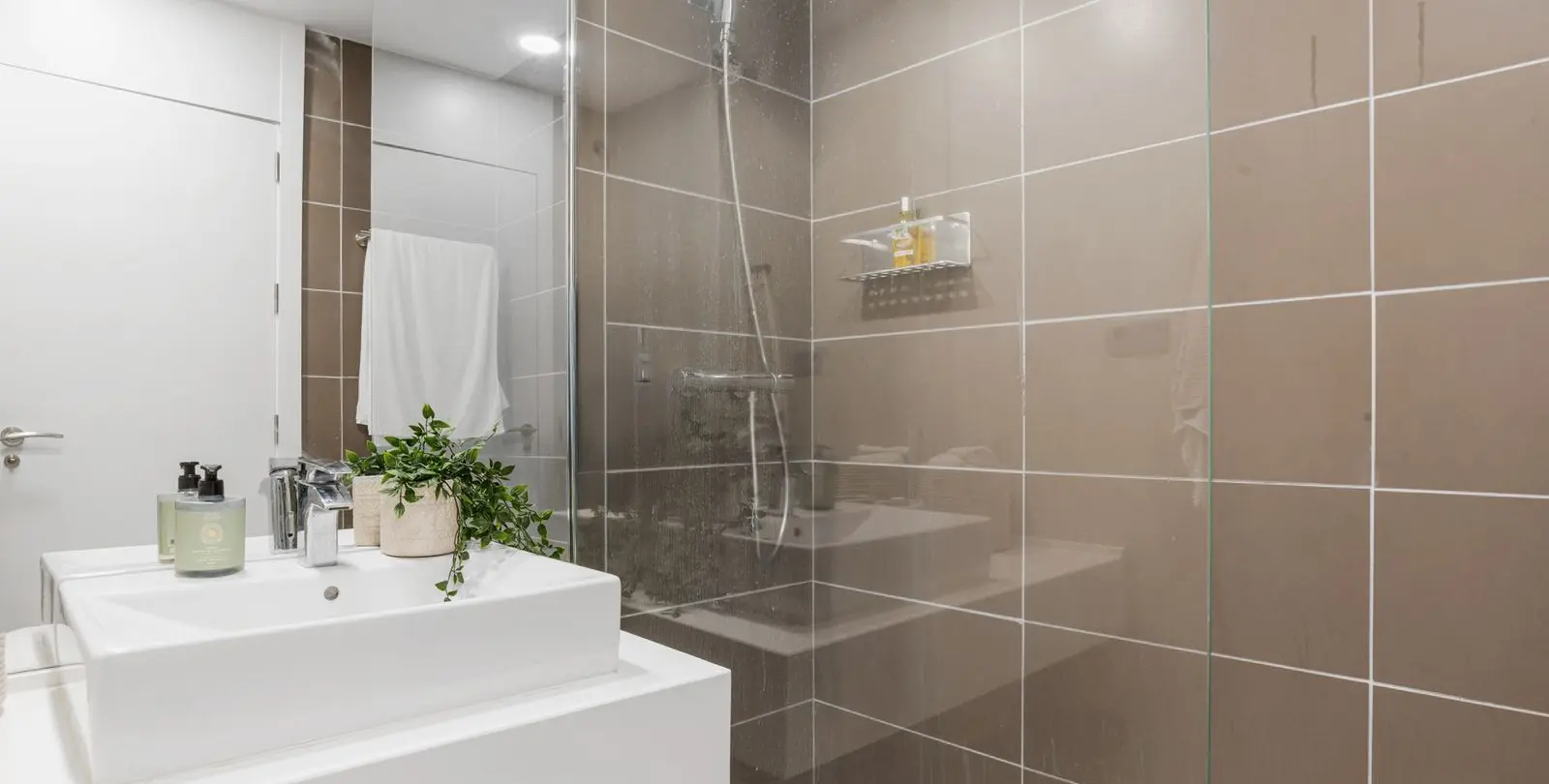 Sale of penthouse in Cancelada 17