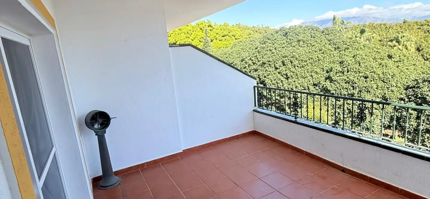 Sale of middle floor apartment in La Cala de Mijas 4