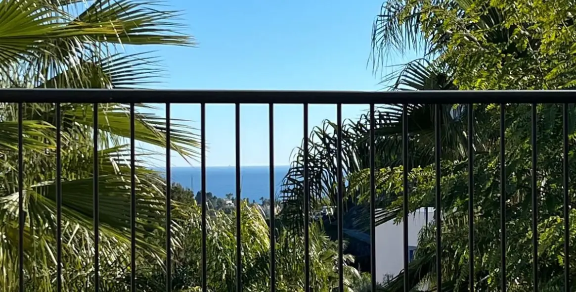 Venta de apartamento en planta baja en El Paraiso 4