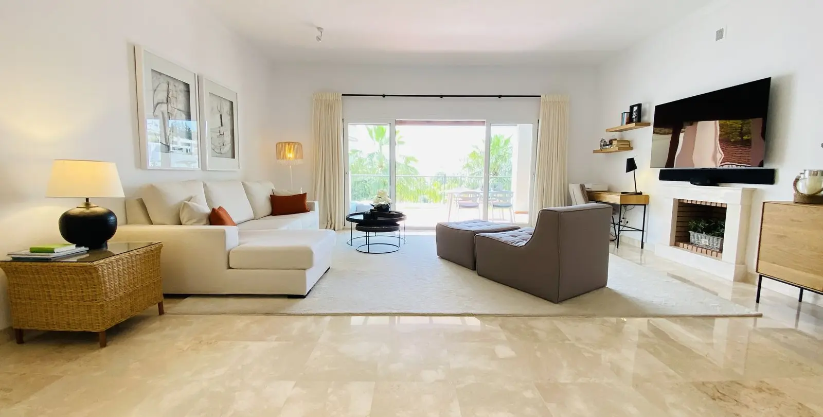 Venta de apartamento en planta baja en El Paraiso 5