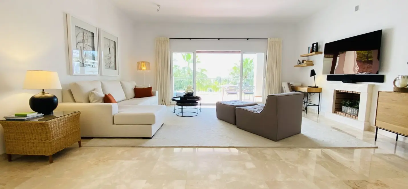 Venta de apartamento en planta baja en El Paraiso 4