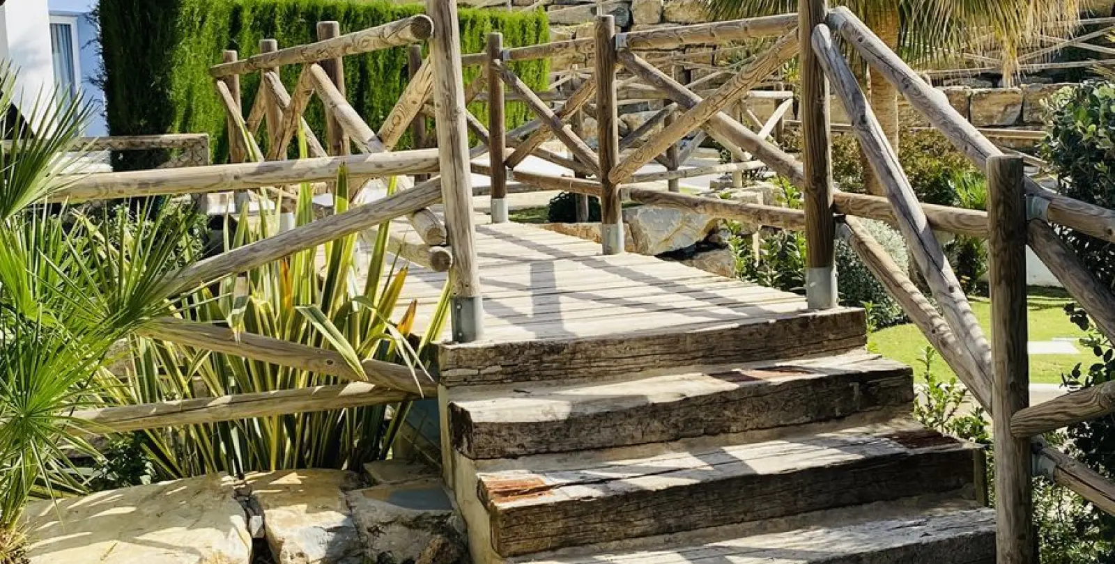 Venta de apartamento en planta baja en El Paraiso 26
