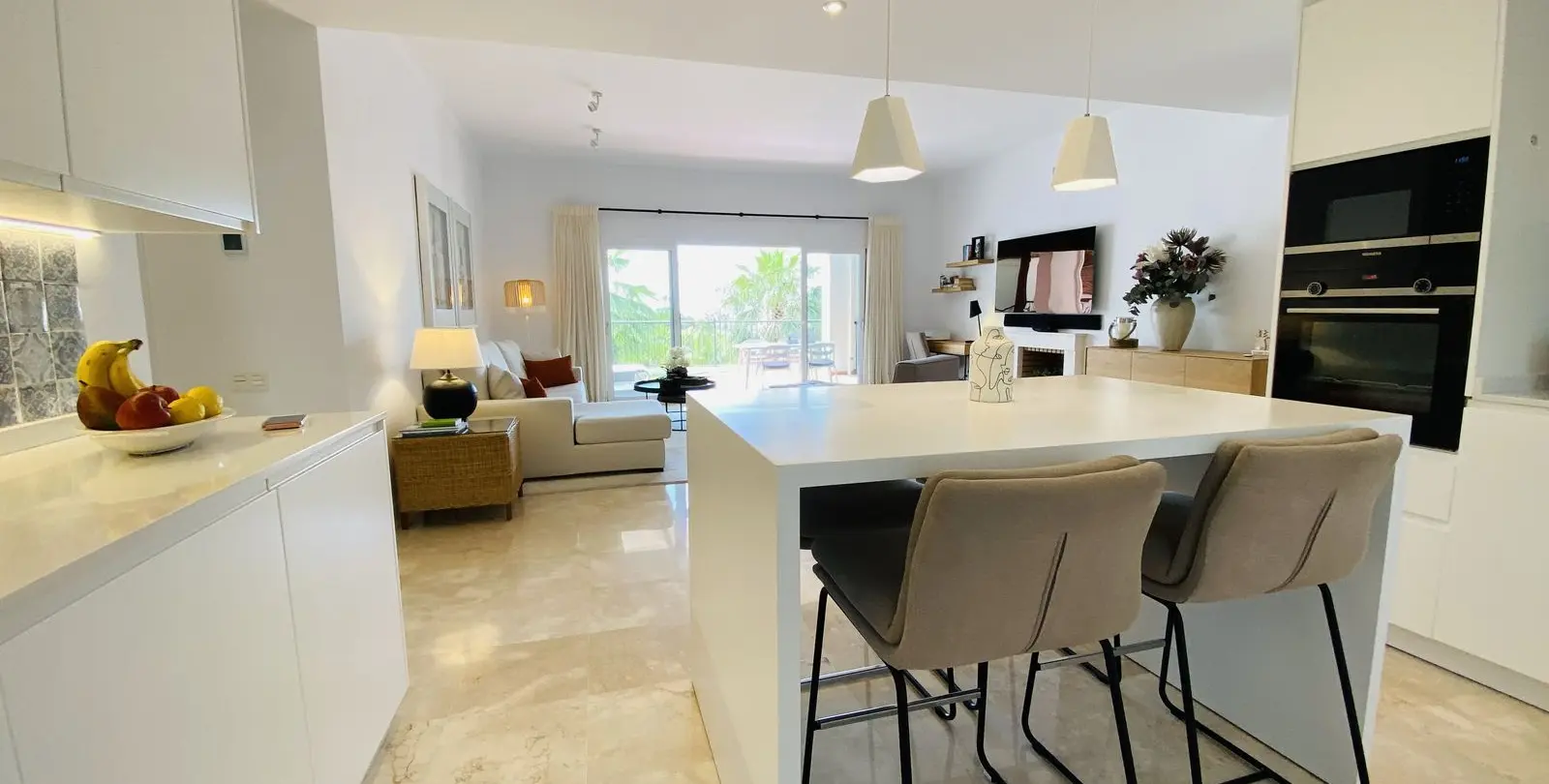 Venta de apartamento en planta baja en El Paraiso 33