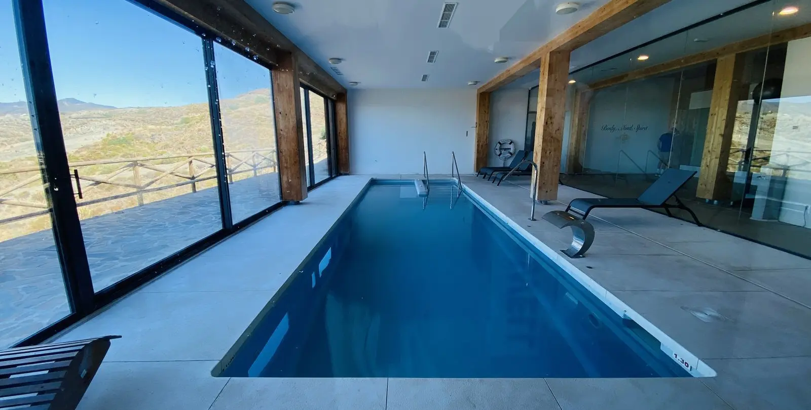 Venta de apartamento en planta baja en El Paraiso 44