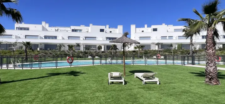 Sale of penthouse in Bel Air 0