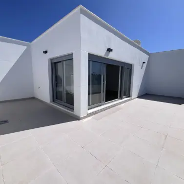 Sale of penthouse in Bel Air