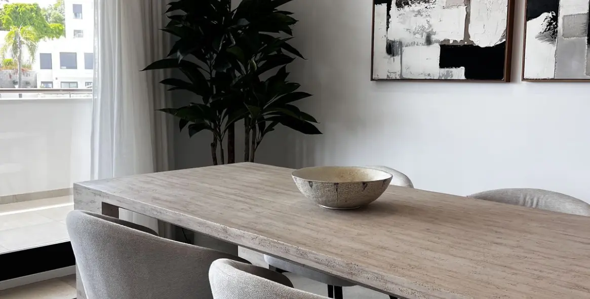 Venta de apartamento en planta media en Estepona 6