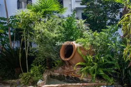 Image 30 thumb