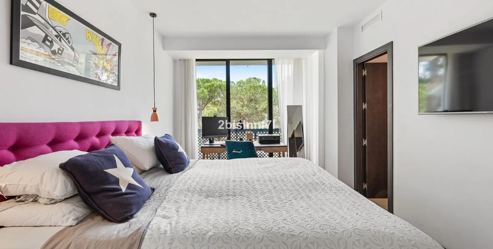 Sale of penthouse in Elviria 14