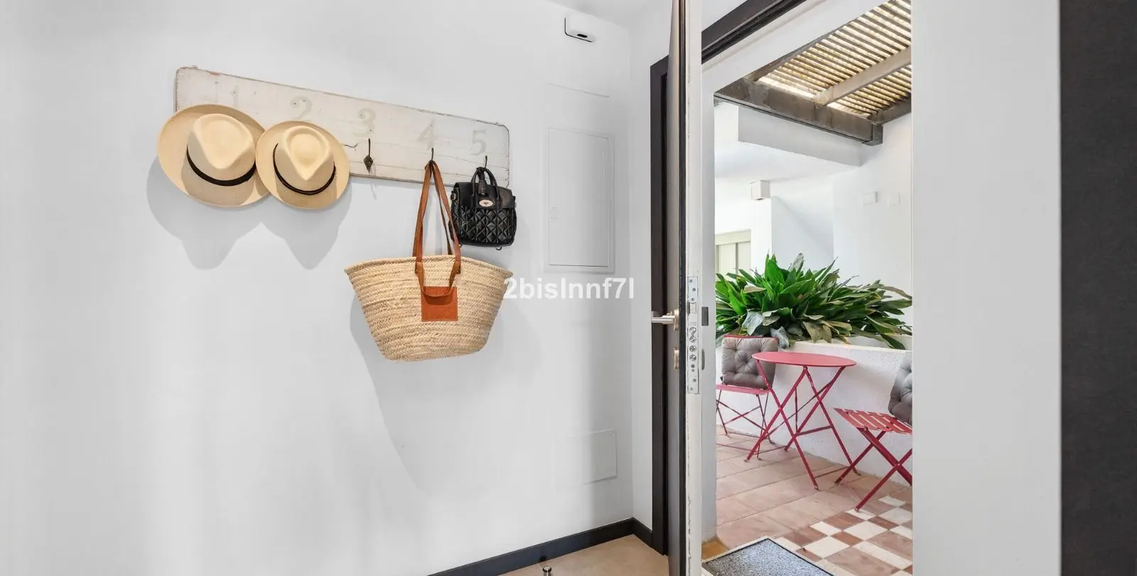 Sale of penthouse in Elviria 20