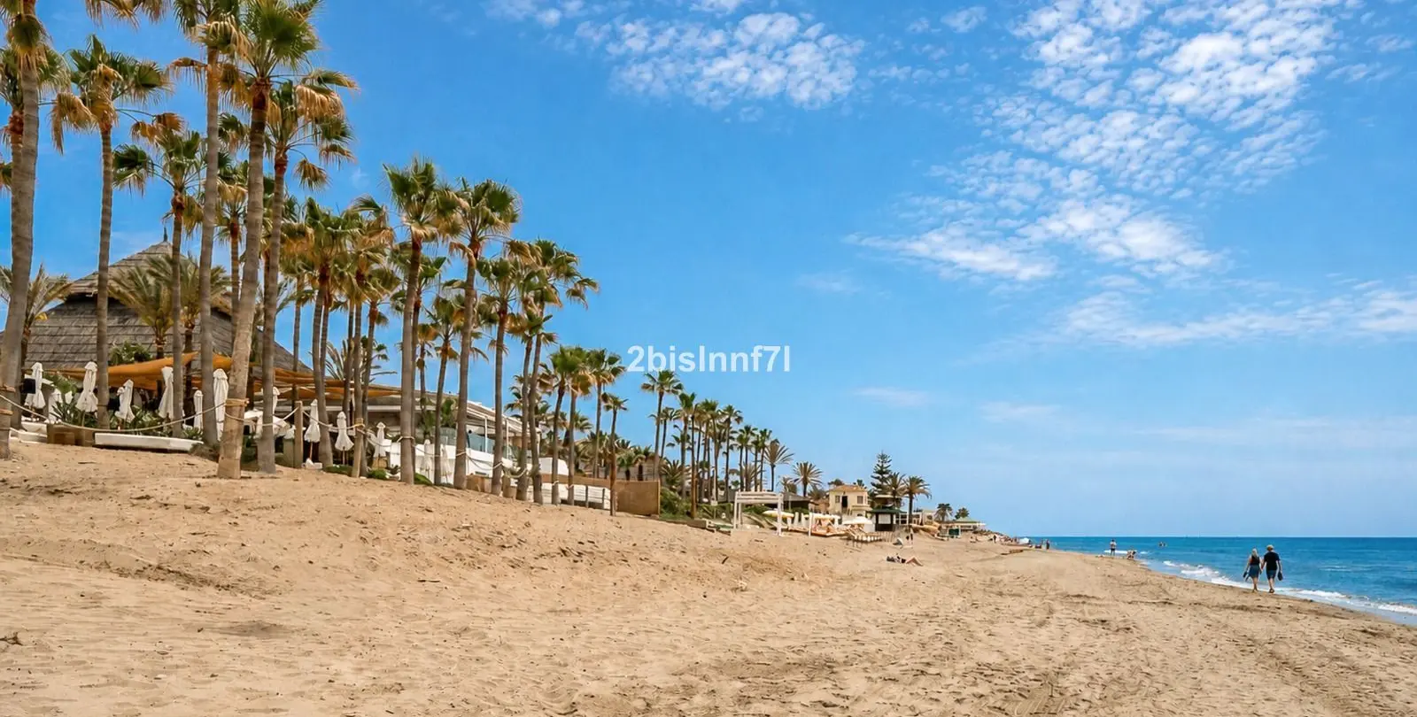 Sale of penthouse in Elviria 36