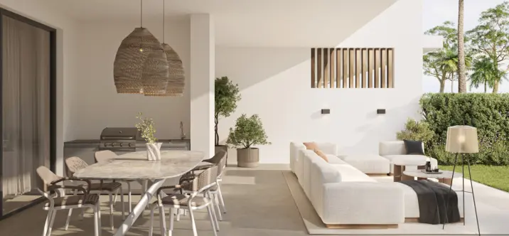 Sale of ground floor apartment in New Golden Mile 1