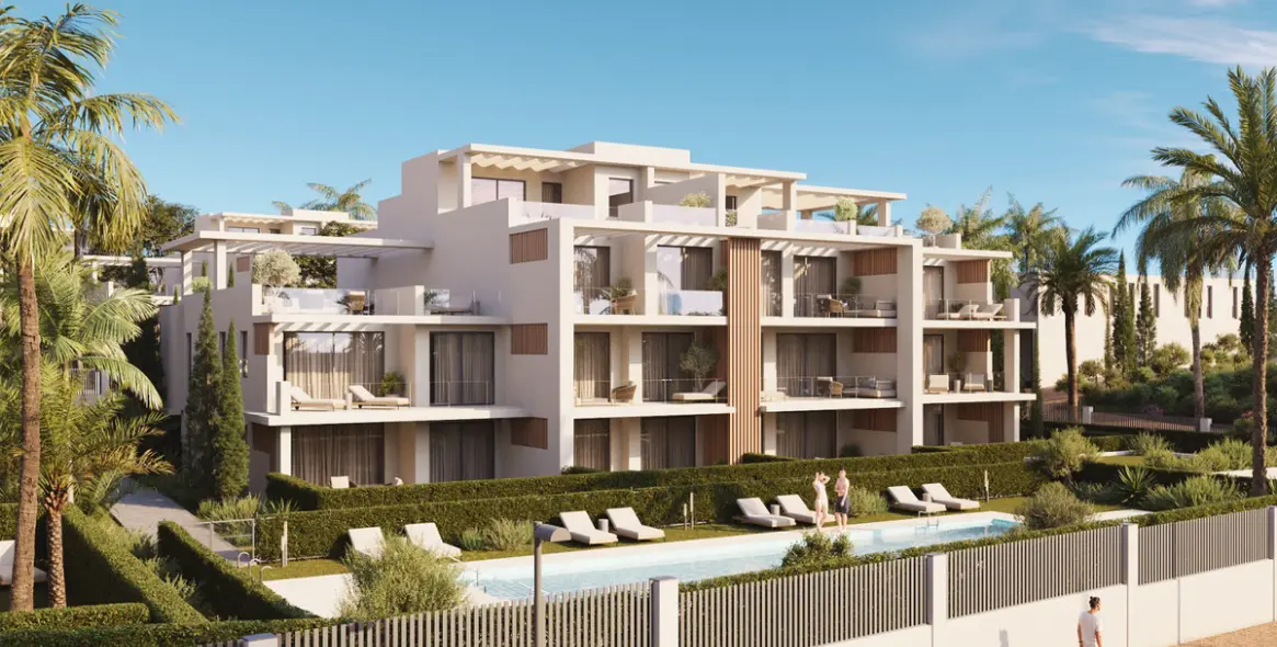 Sale of ground floor apartment in New Golden Mile 92