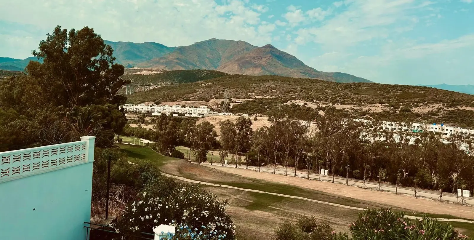 Продажа  отдельно стоящей виллы в Estepona 32