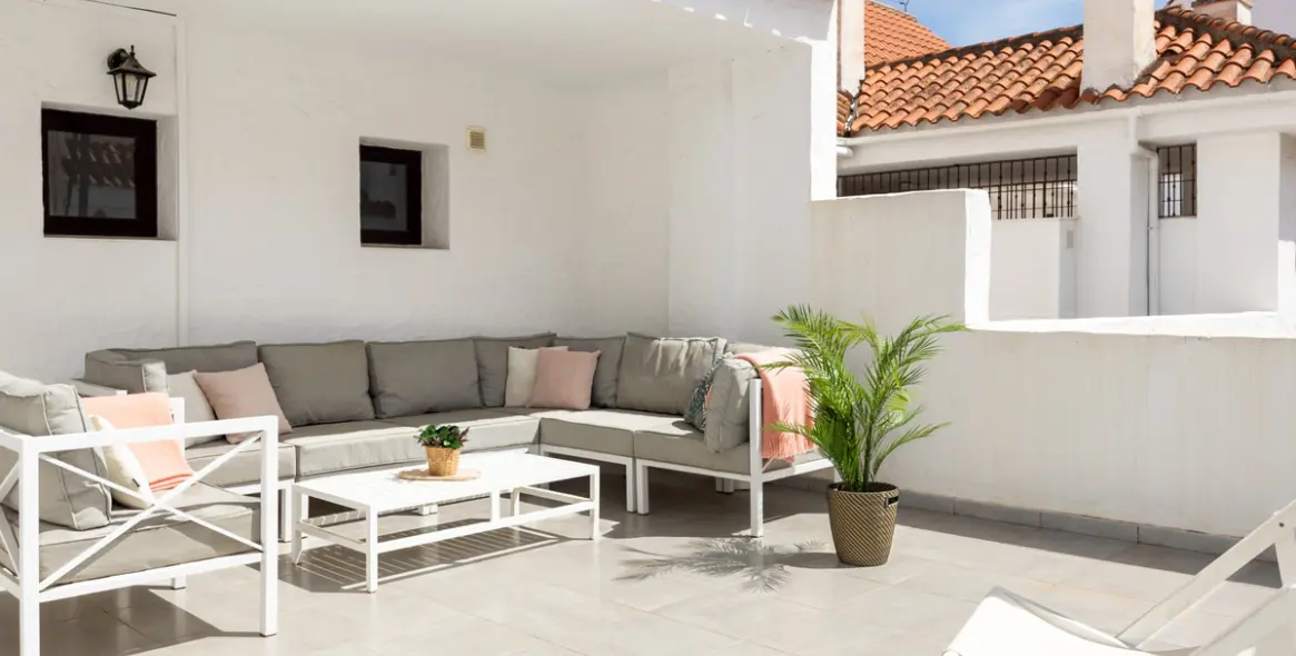 Sale of penthouse duplex in Nueva Andalucía 22