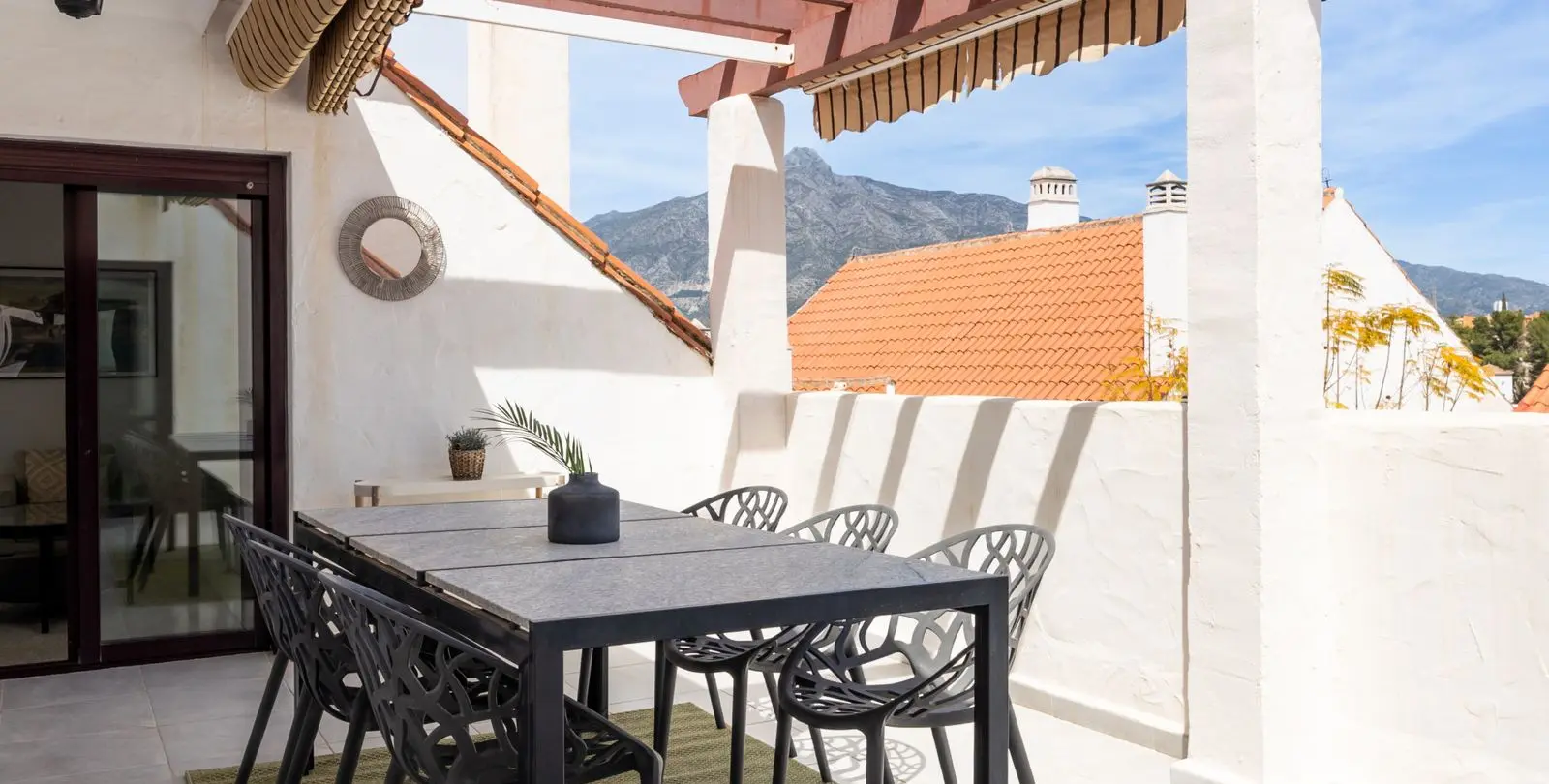 Venta de ático dúplex en Nueva Andalucía 21