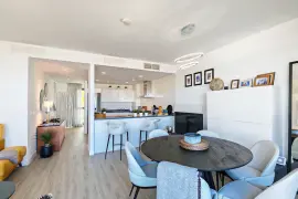 Image 9 thumb