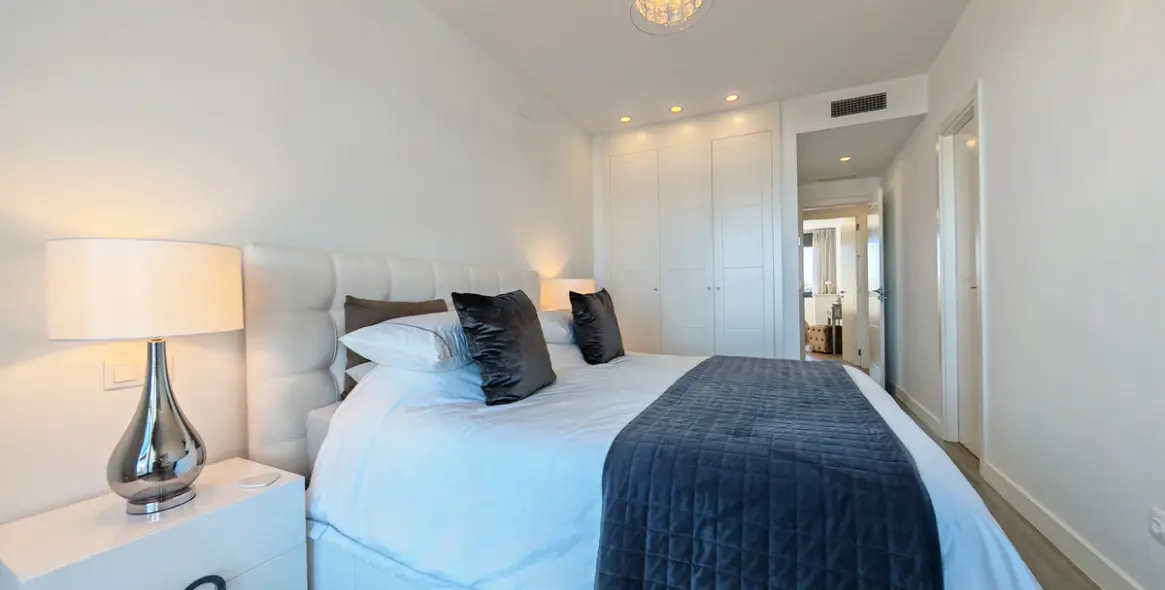 Sale of penthouse in Cabopino 13