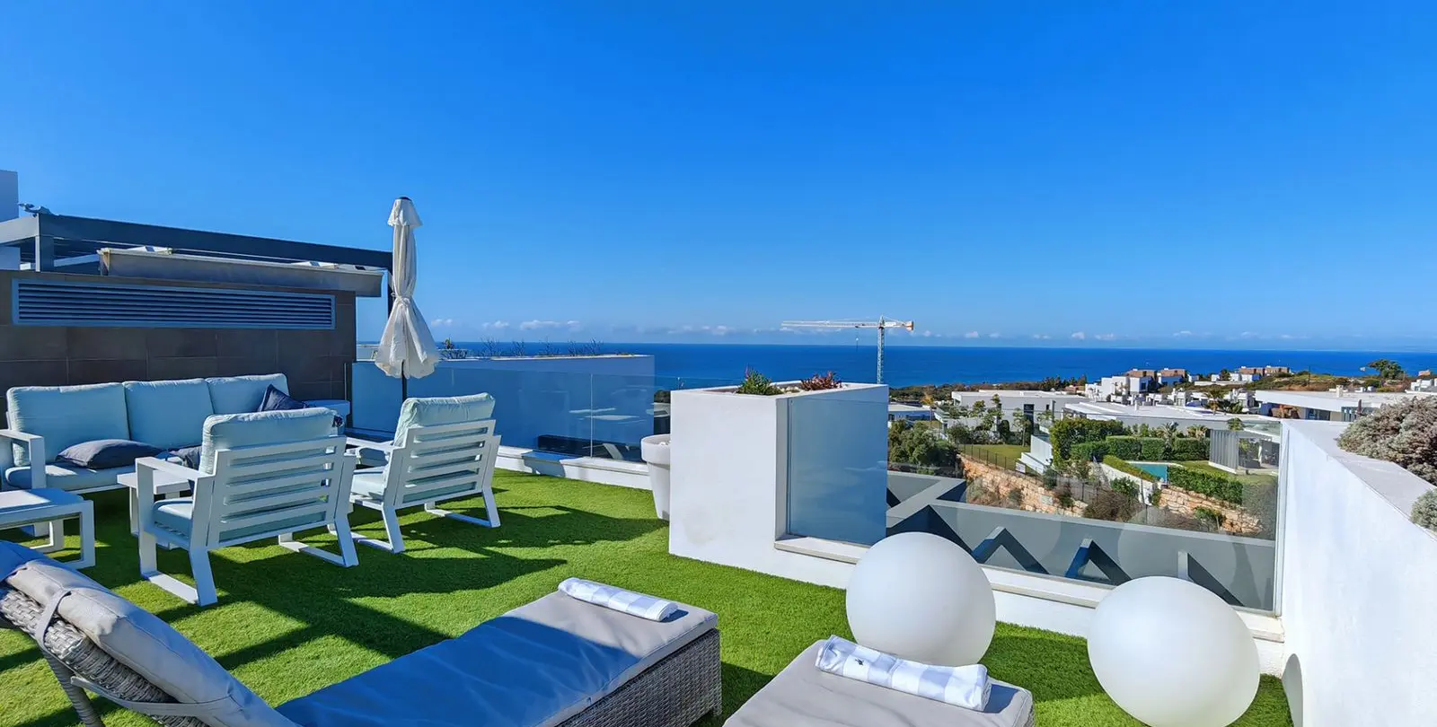 Sale of penthouse in Cabopino 21