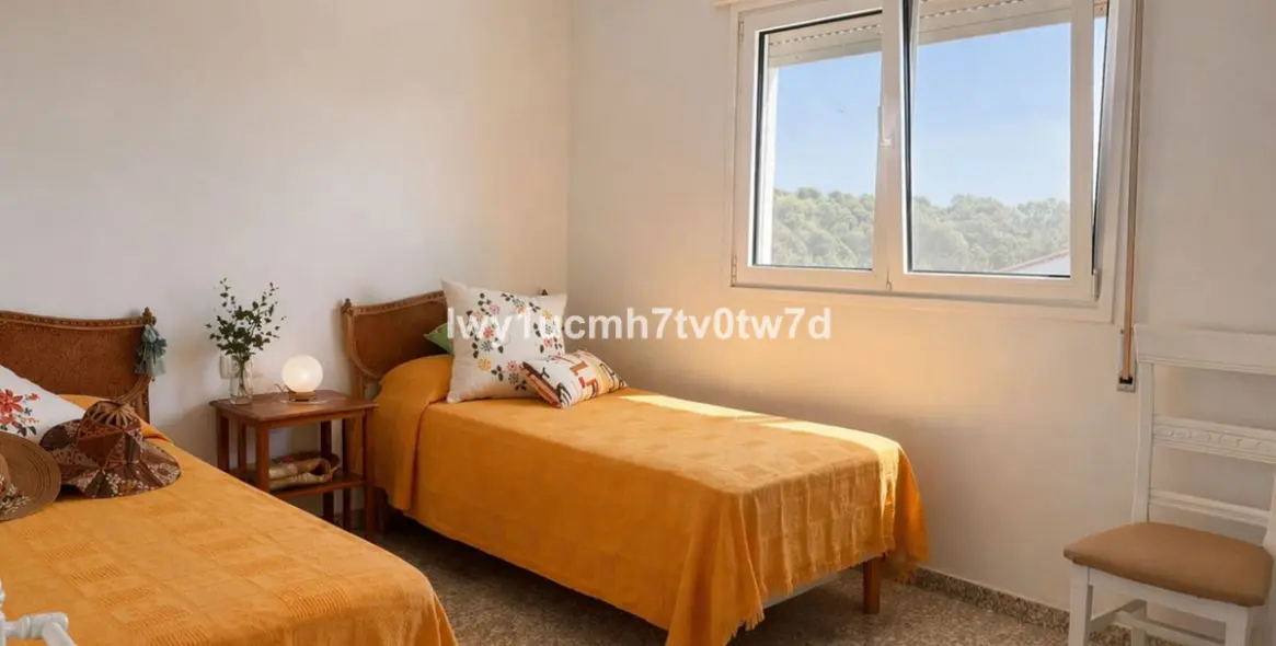 Sale of detached villa in Churriana 10