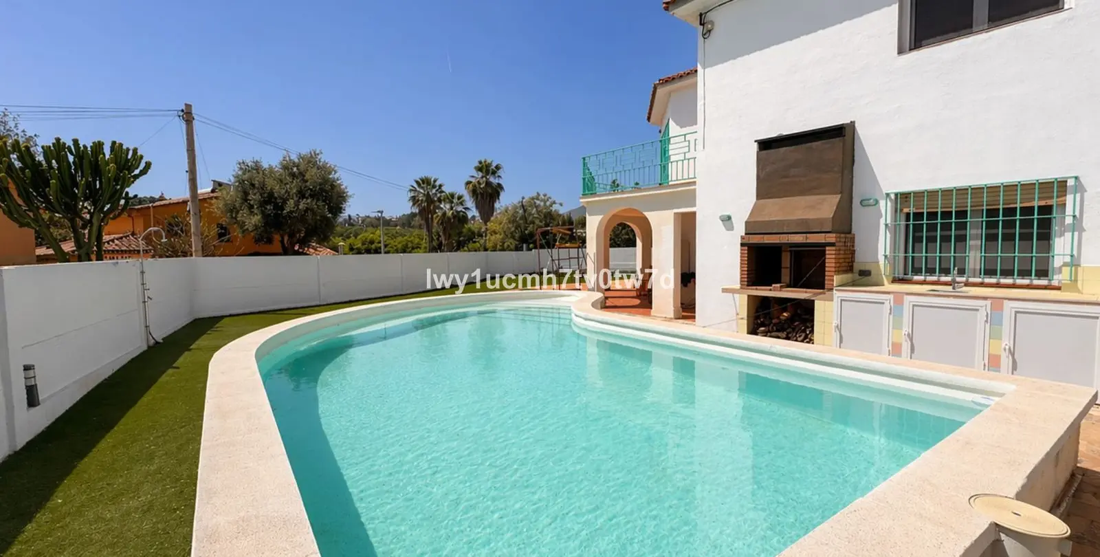 Venta de villa independiente en Churriana 1