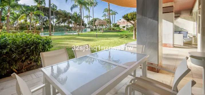 Продажа апартаментов на первом этаже в Marbella 1