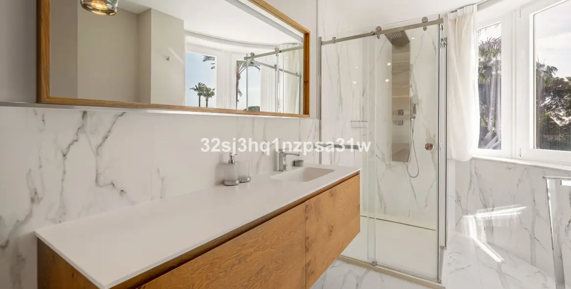 Продажа апартаментов на первом этаже в Marbella 32