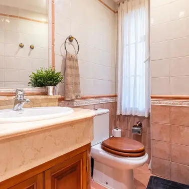 Venta de villa independiente en Nueva Andalucía