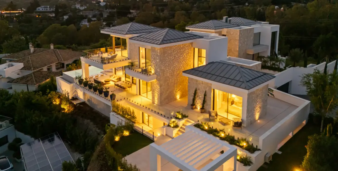 Продажа  отдельно стоящей виллы в Benahavís 3