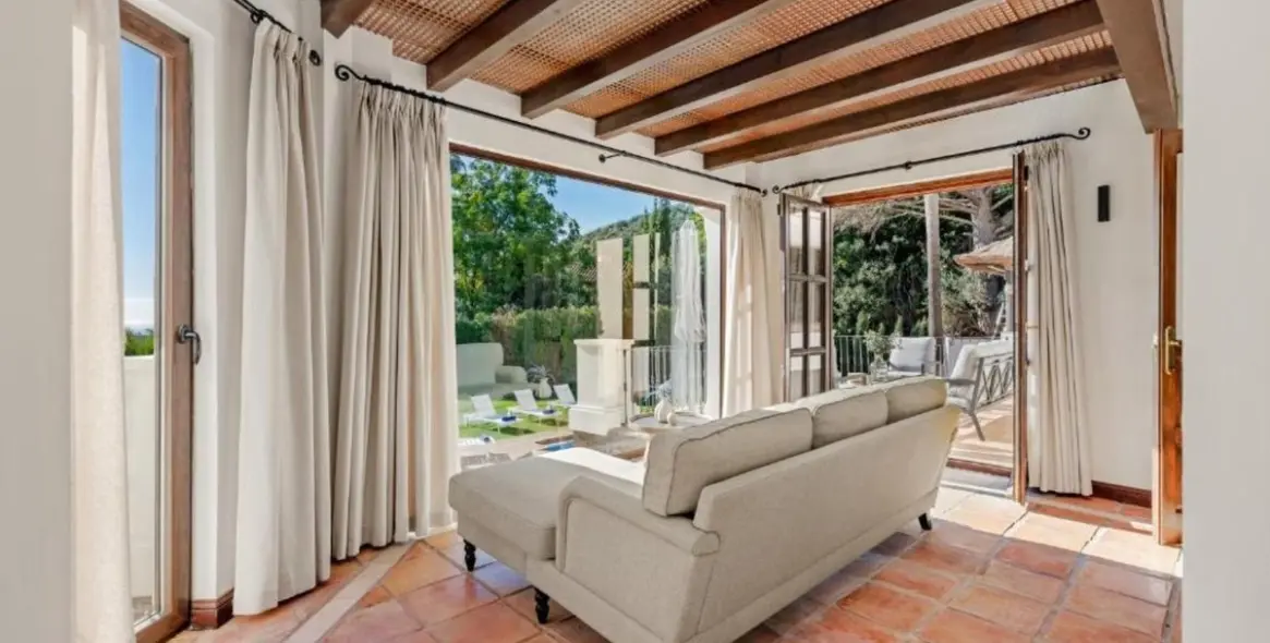 Продажа  отдельно стоящей виллы в La Zagaleta 14