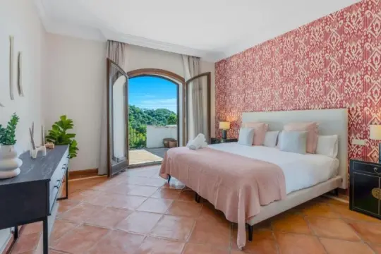 Image 15 thumb