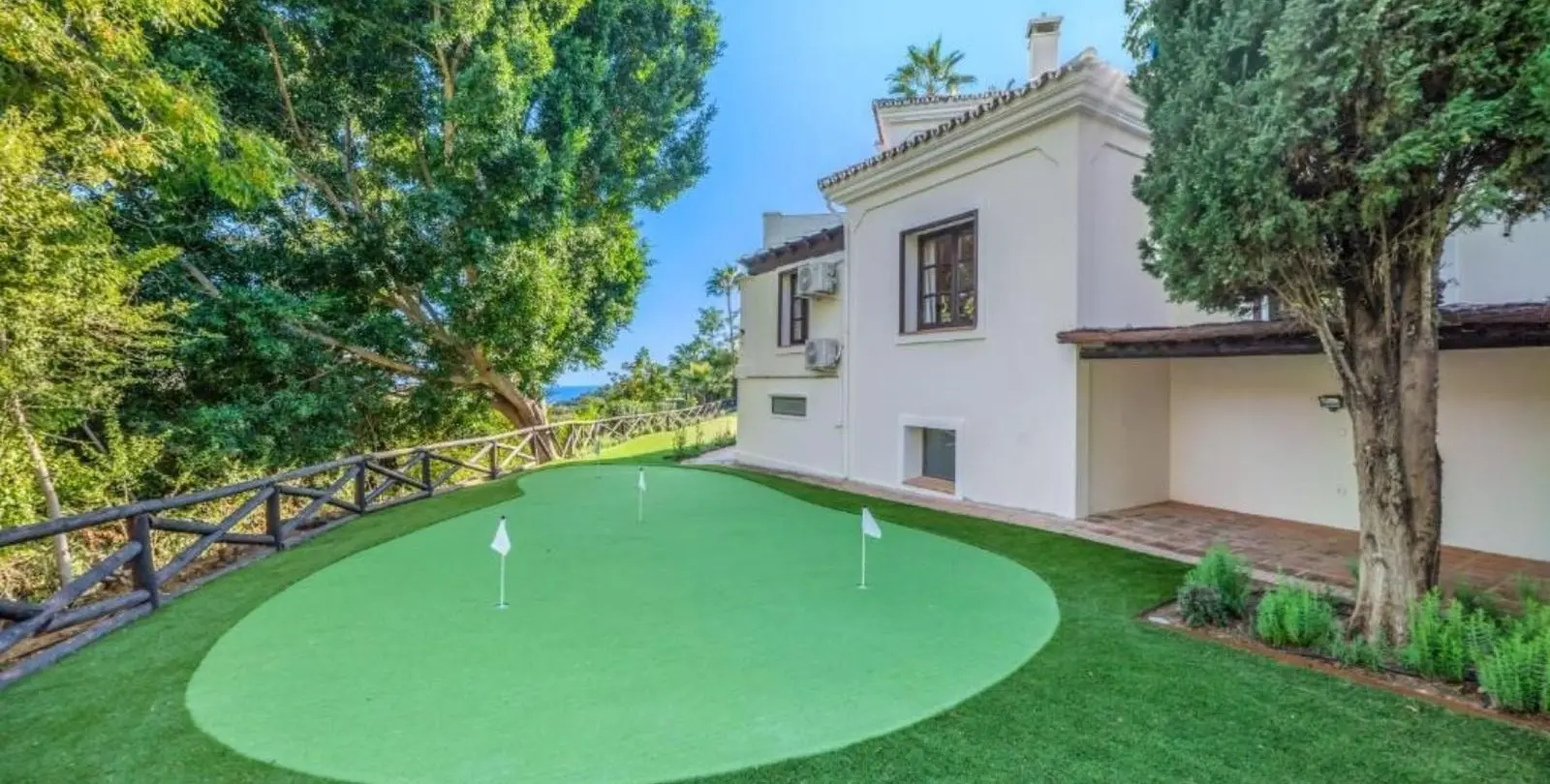 Venta de villa independiente en La Zagaleta 22