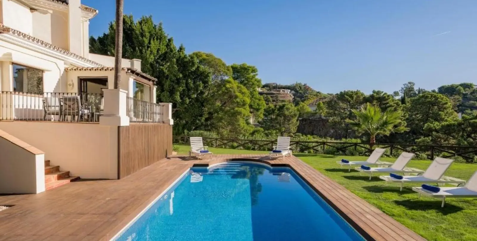 Venta de villa independiente en La Zagaleta 32