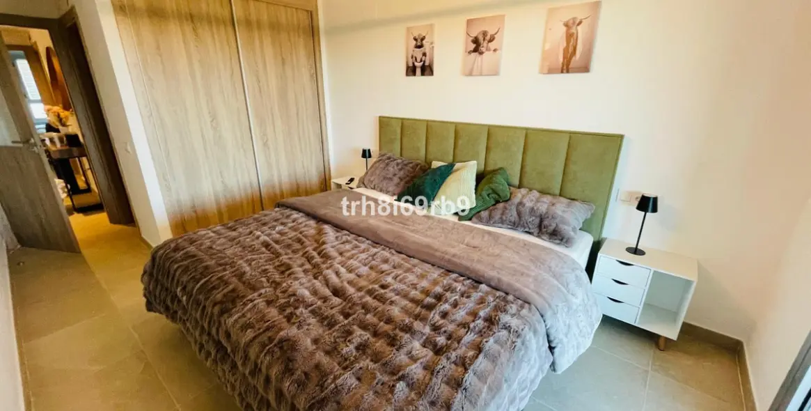 Short-term rent of ground floor apartment in Estepona 12
