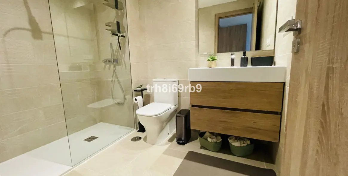 Short-term rent of ground floor apartment in Estepona 19