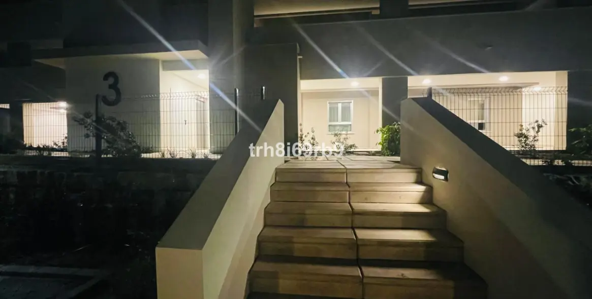 Short-term rent of ground floor apartment in Estepona 22