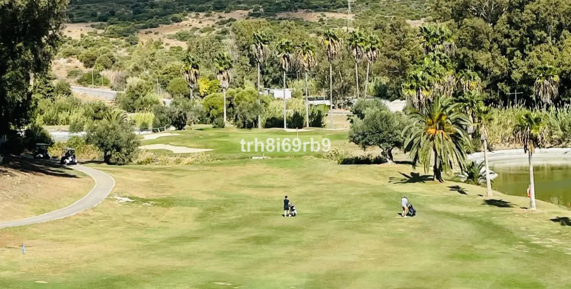 Short-term rent of ground floor apartment in Estepona 38