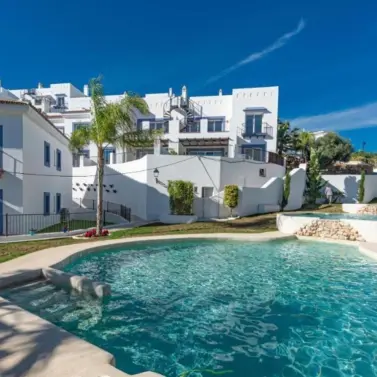 Long-term rent of penthouse duplex in El Paraiso