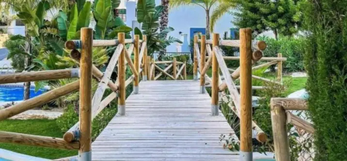 Long-term rent of penthouse duplex in El Paraiso 1