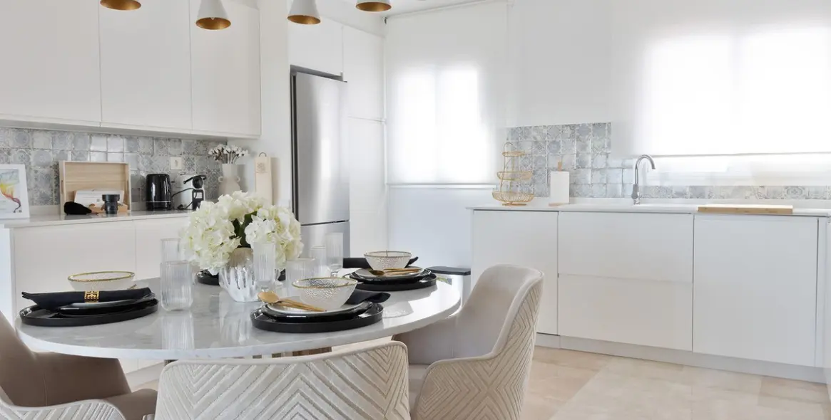 Long-term rent of penthouse duplex in El Paraiso 7