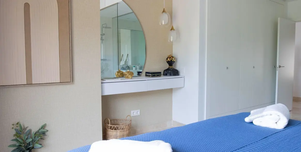 Long-term rent of penthouse duplex in El Paraiso 9