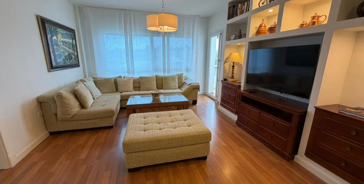 Long-term rent of ground floor apartment in Nueva Andalucía 1