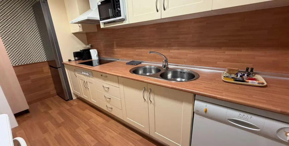 Long-term rent of ground floor apartment in Nueva Andalucía 14