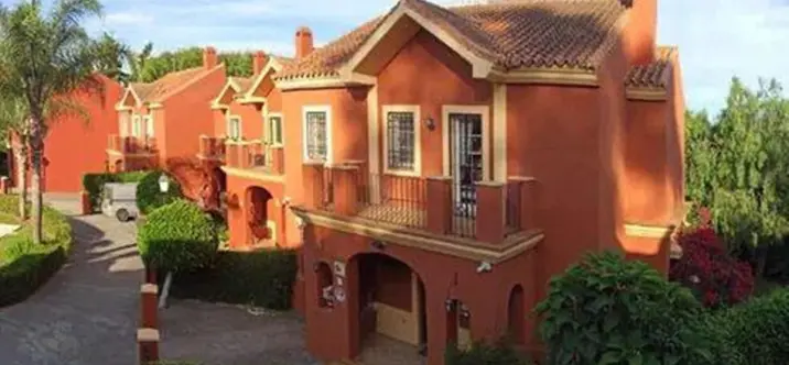 Long-term rent of semi-detached house in Guadalmina Alta 0